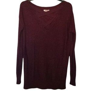 3/$15 Arizona V Neck With Criss-cross Detail Sweater Size Medium